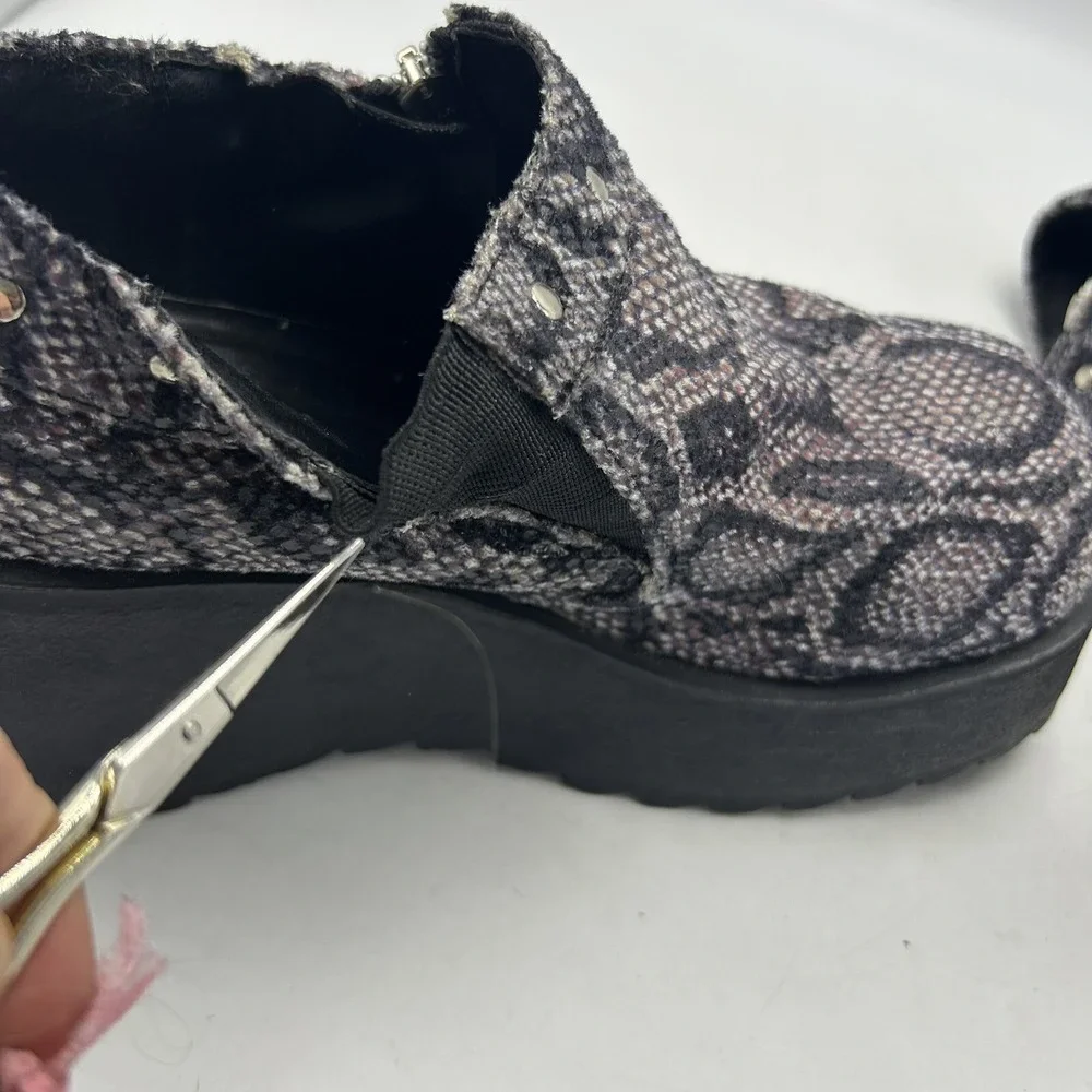 Vintage Loafers Womens 7.5 Y2K Chunky Platform Faux Snakeskin 90s Hippie Read